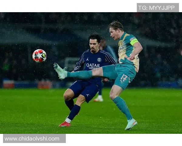 回顾2018年足球明星精彩瞬间的经典图片合集与背后的故事